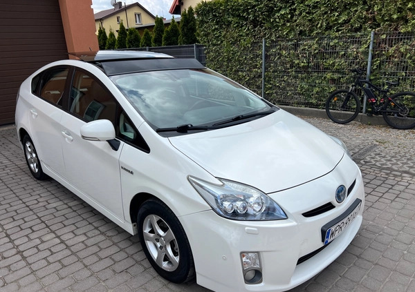 Toyota Prius cena 38900 przebieg: 224000, rok produkcji 2009 z Tłuszcz małe 596